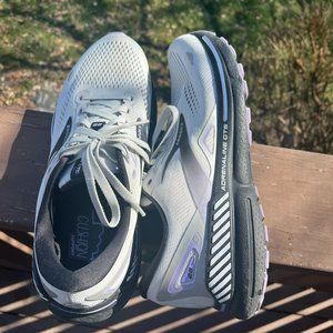 Brooks Adrenaline GTS